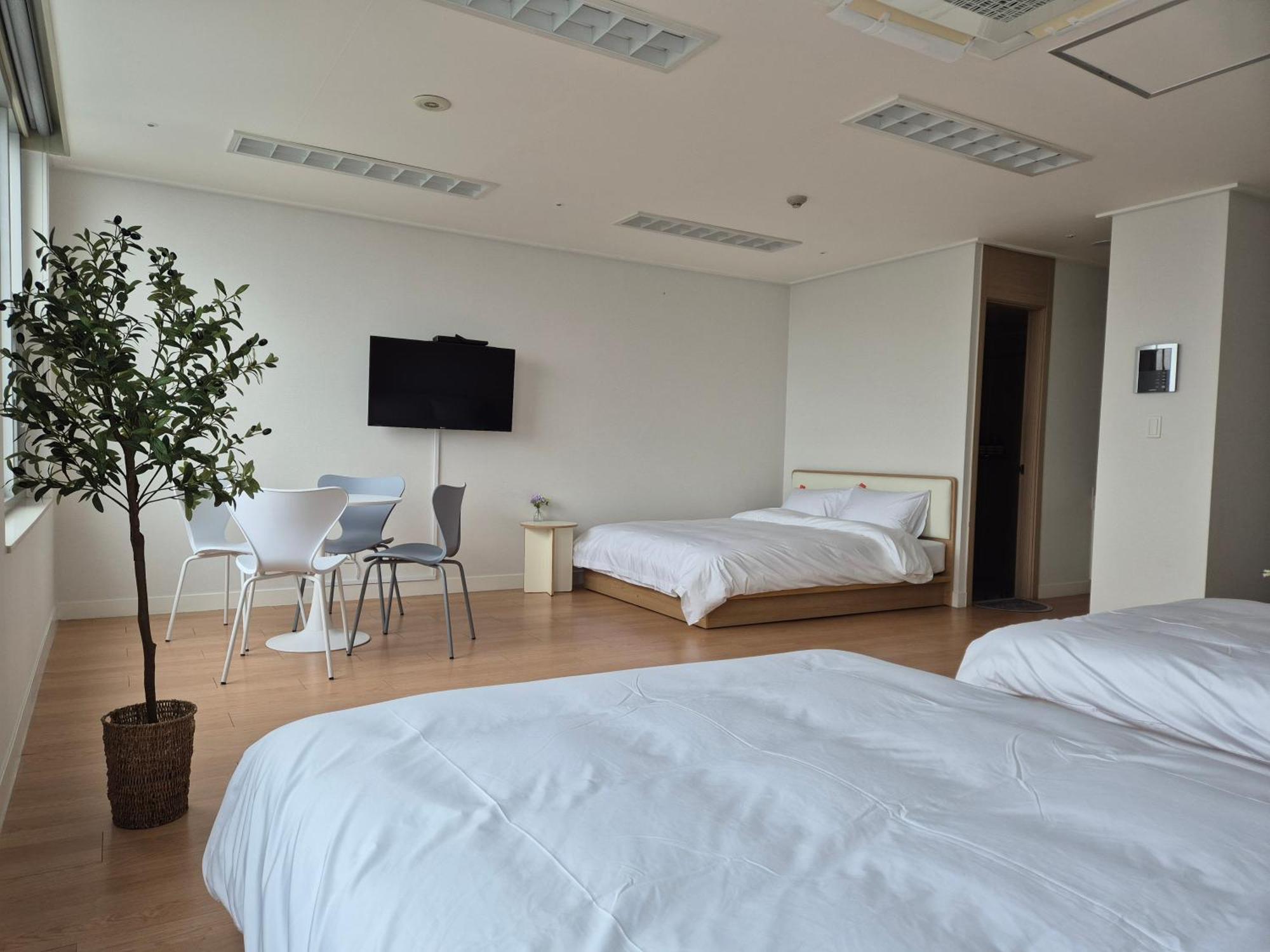 "Grand Opened" Maxtyle Guesthouse Dongdaemun Сеул Екстериор снимка